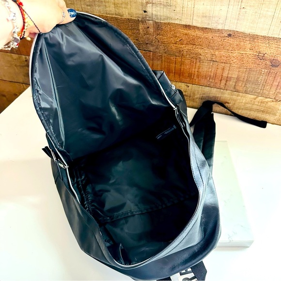 NWT Unisex Urban Outfitters Black Backpack - Picture 8 of 9